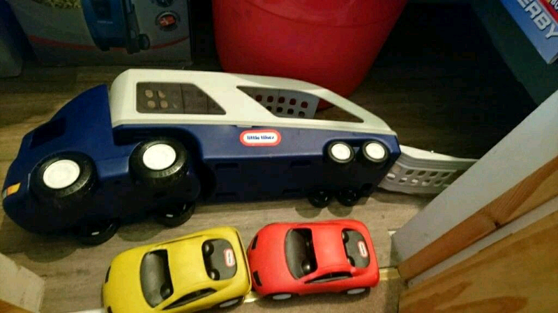 little tikes lorry and cars